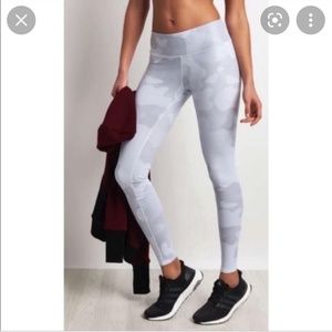 ALO high waist camo vapor leggings
